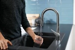 Hansgrohe Talis M51 - Mitigeur D&apos;évier M5116-H160 Avec Douchette Extractible, SBox, Chrome 73850000 -Cuisine Articles Magasin 0d85e902cdc4a3ebff8fa6f9