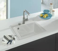 Villeroy & Boch Steel Shower - Mitigeur D&apos;évier Avec Bec Extractible, Inox 969701LC -Cuisine Articles Magasin 209a5d73f52dbcac4a5d3123