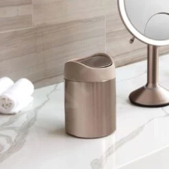 Simplehuman Poubelles - Mini Poubelle De Table, 1,5 L, Rose Gold CW2085 -Cuisine Articles Magasin 49877680e72cf91c254a6d66