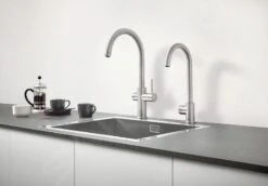 Grohe Blue Professional - Mitigeur D’évier Avec Unité Réfrigérante Et Filtration, Supersteel 31323DC2 18 Grohe Blue Professional - Mitigeur D’évier Avec Unité Réfrigérante Et Filtration, Supersteel 31323DC2 -Cuisine Articles Magasin 4a4f58b527e17ad8e6b1a9c2