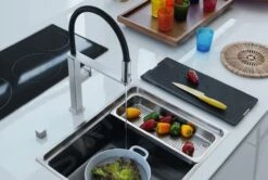 Franke Centinox - Mitigeur D&apos;évier FC 7873 Avec Bras Flexible, Noir/inox 115.0547.855 -Cuisine Articles Magasin 850474bece9d796f2ab3391a