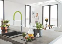 Grohe Essence - Flexible Robinet De Cuisine, Vert 30321GE0 -Cuisine Articles Magasin 907f1f710e73a60d76bbd735
