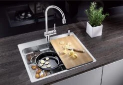 Blanco Accessoires - Planche à Découper à Installer Sur évier, Frêne 230700 -Cuisine Articles Magasin 9740242ebaef75a76019f40e