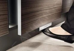 Blanco Accessoires - Réglette D’ouverture De Porte à Actionner Avec Le Pied Movex Pour Systèmes De Poubelle 519357 10 Blanco Accessoires - Réglette D’ouverture De Porte à Actionner Avec Le Pied Movex Pour Systèmes De Poubelle 519357 -Cuisine Articles Magasin c311260adc2e191bd77aaac2